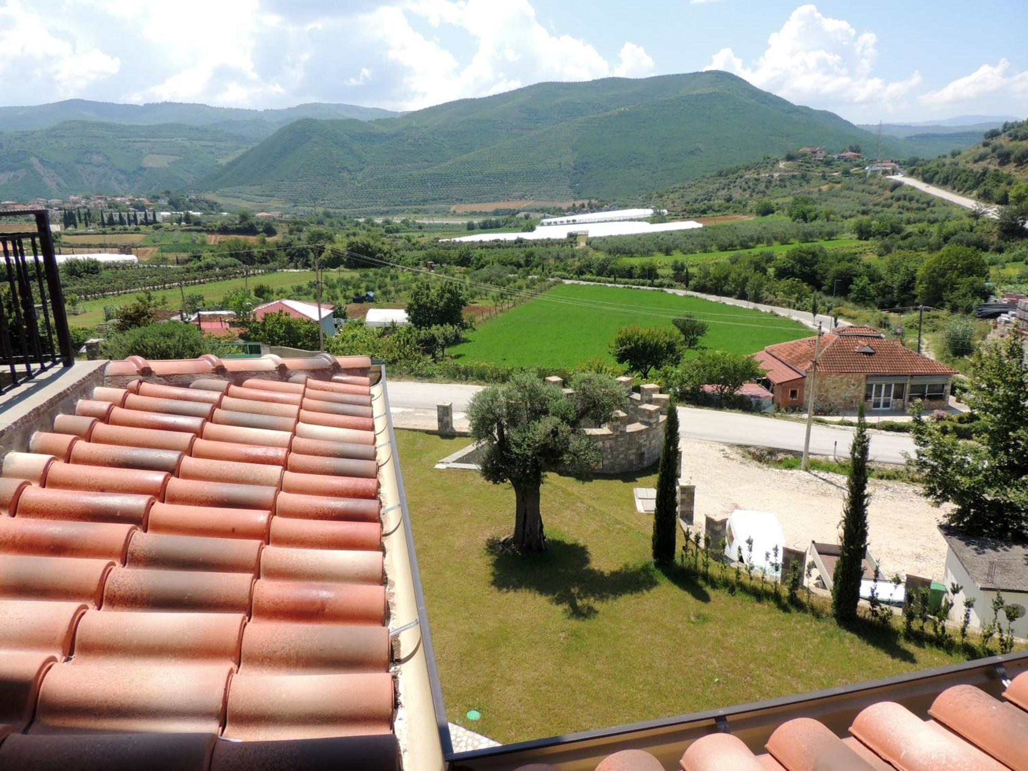 Pupa Winery Serene Stay Berat Exterior photo