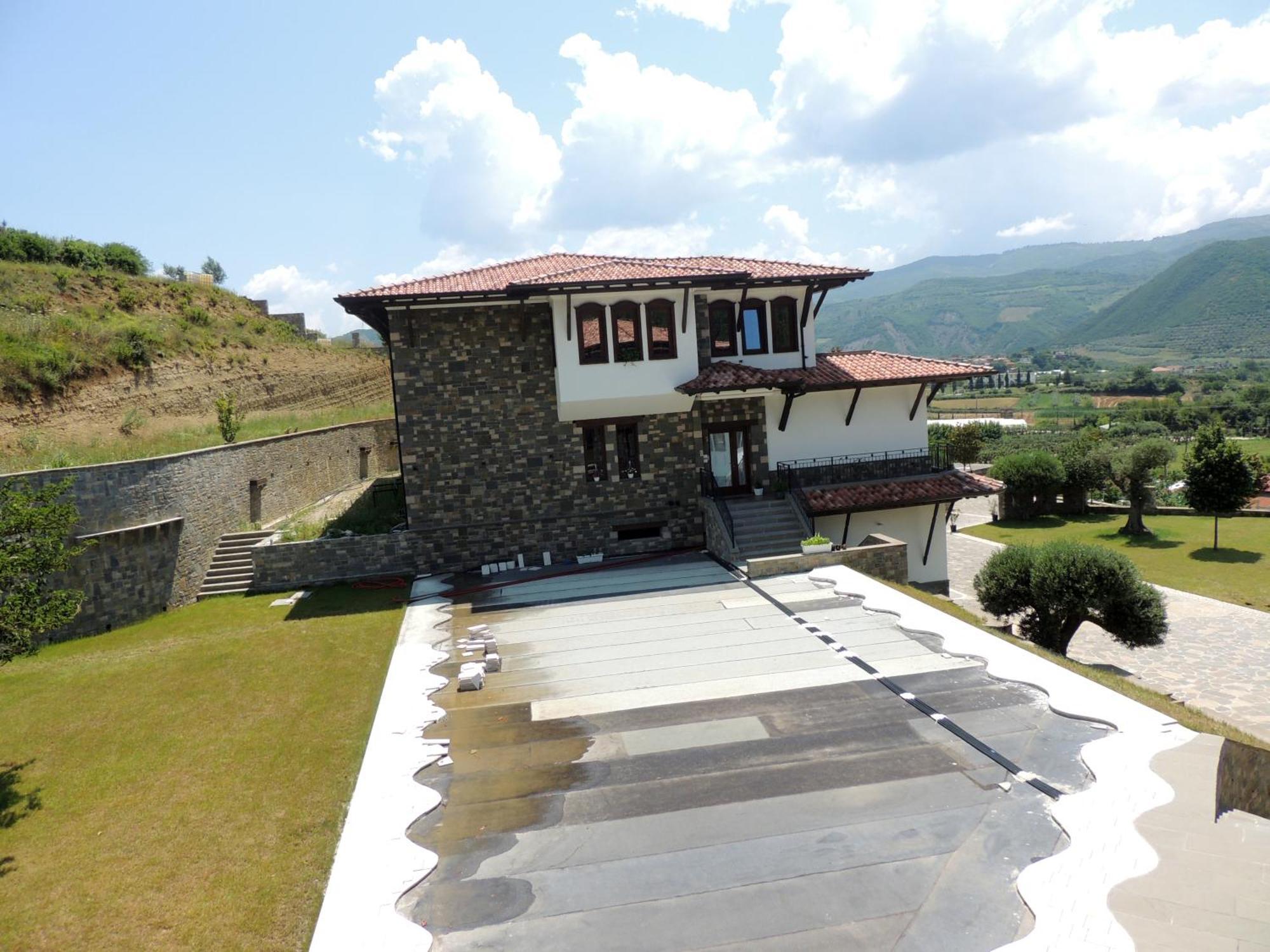 Pupa Winery Serene Stay Berat Exterior photo
