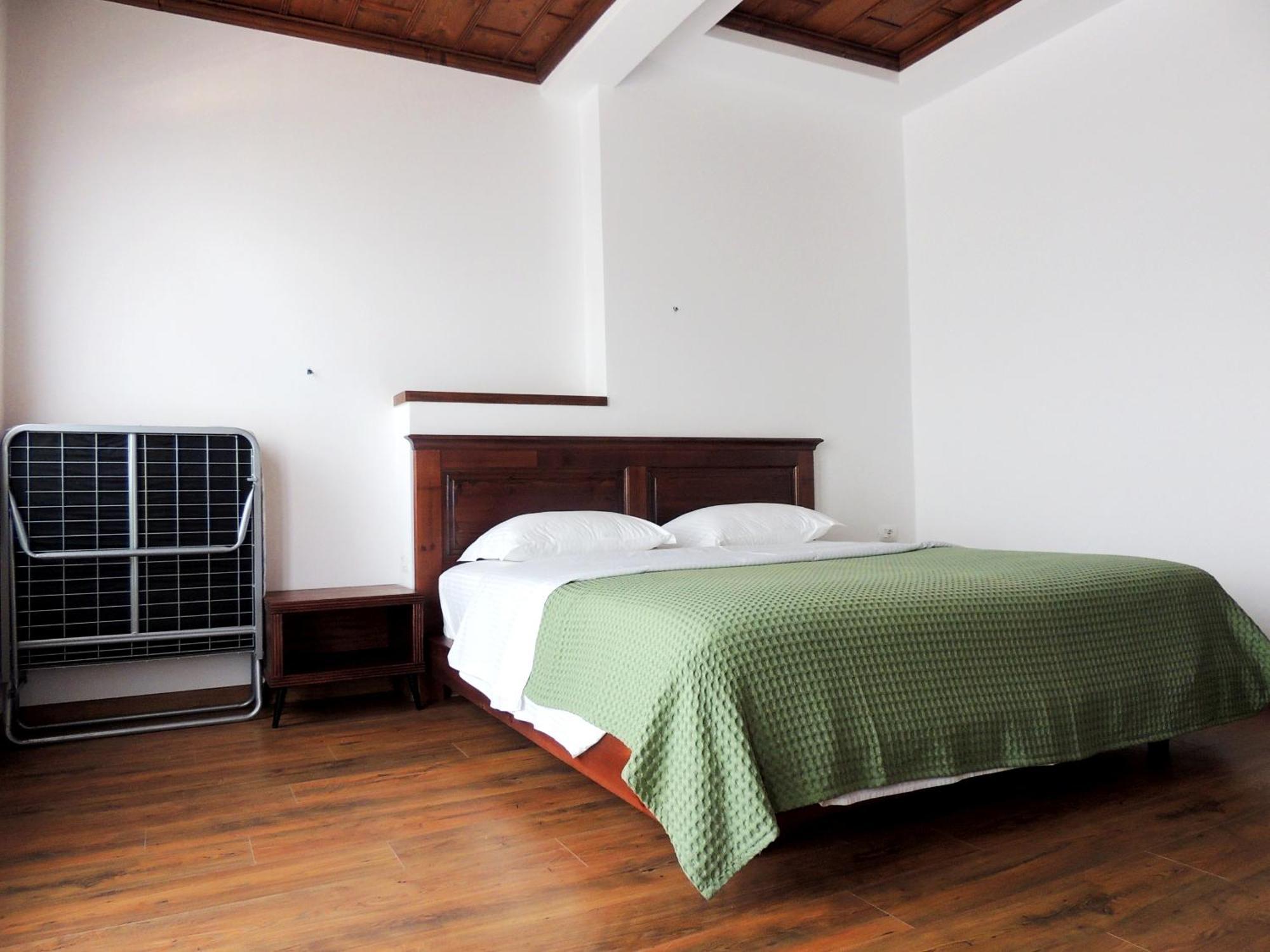 Pupa Winery Serene Stay Berat Exterior photo