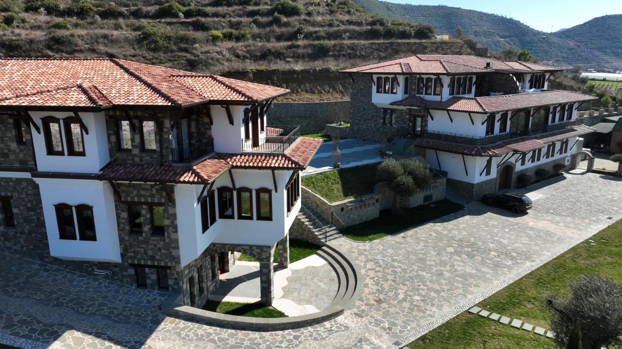 Pupa Winery Serene Stay Berat Exterior photo