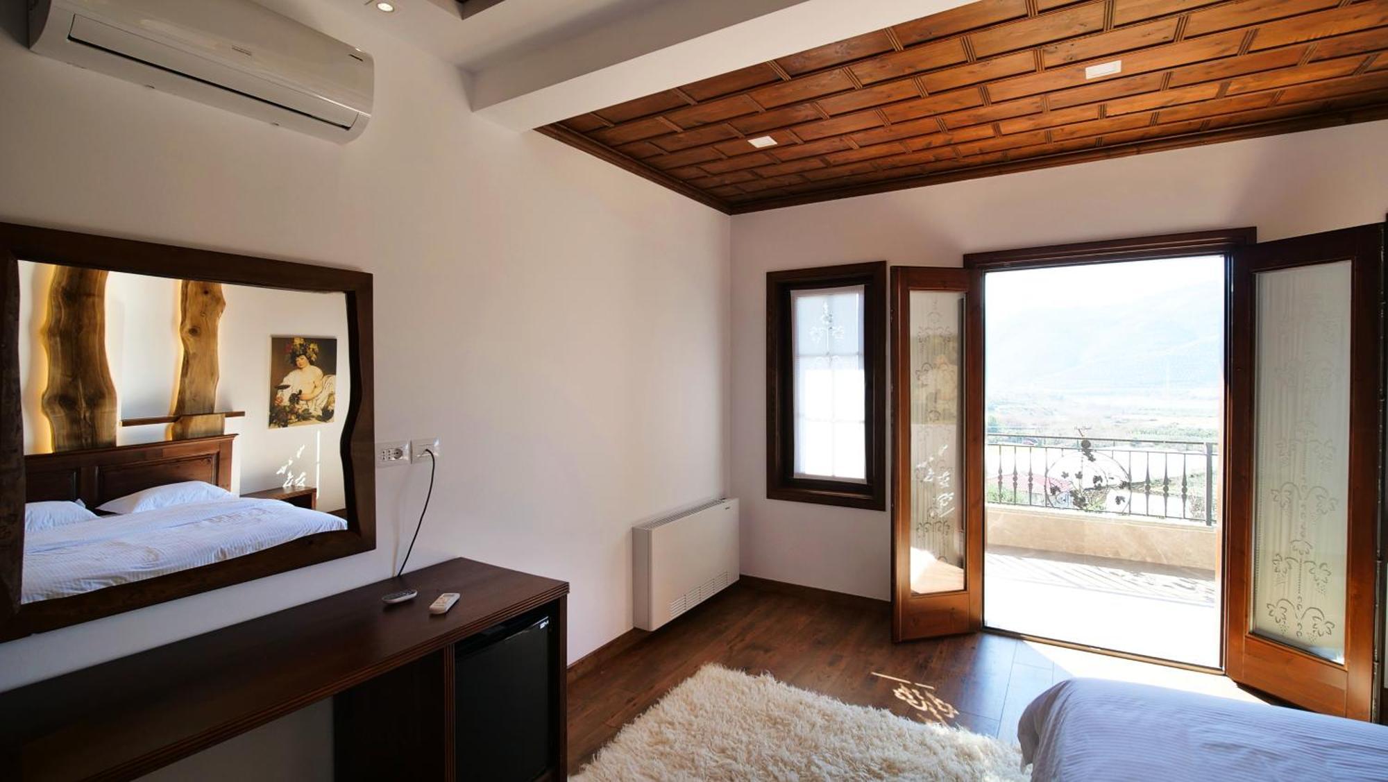 Pupa Winery Serene Stay Berat Exterior photo